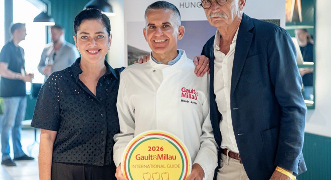 A Gault & Millau Guide három szakácssapkával ismerte el villányi éttermünket!