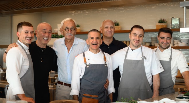 NOBU MATSUHISA A SAUSKA PADI-ban